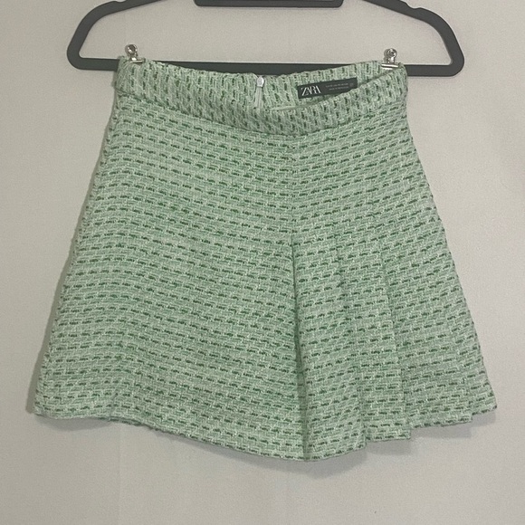 ZARA LIKE NEW pastel green tweed pleated mini skirt preppy academia size XS - Picture 2 of 7